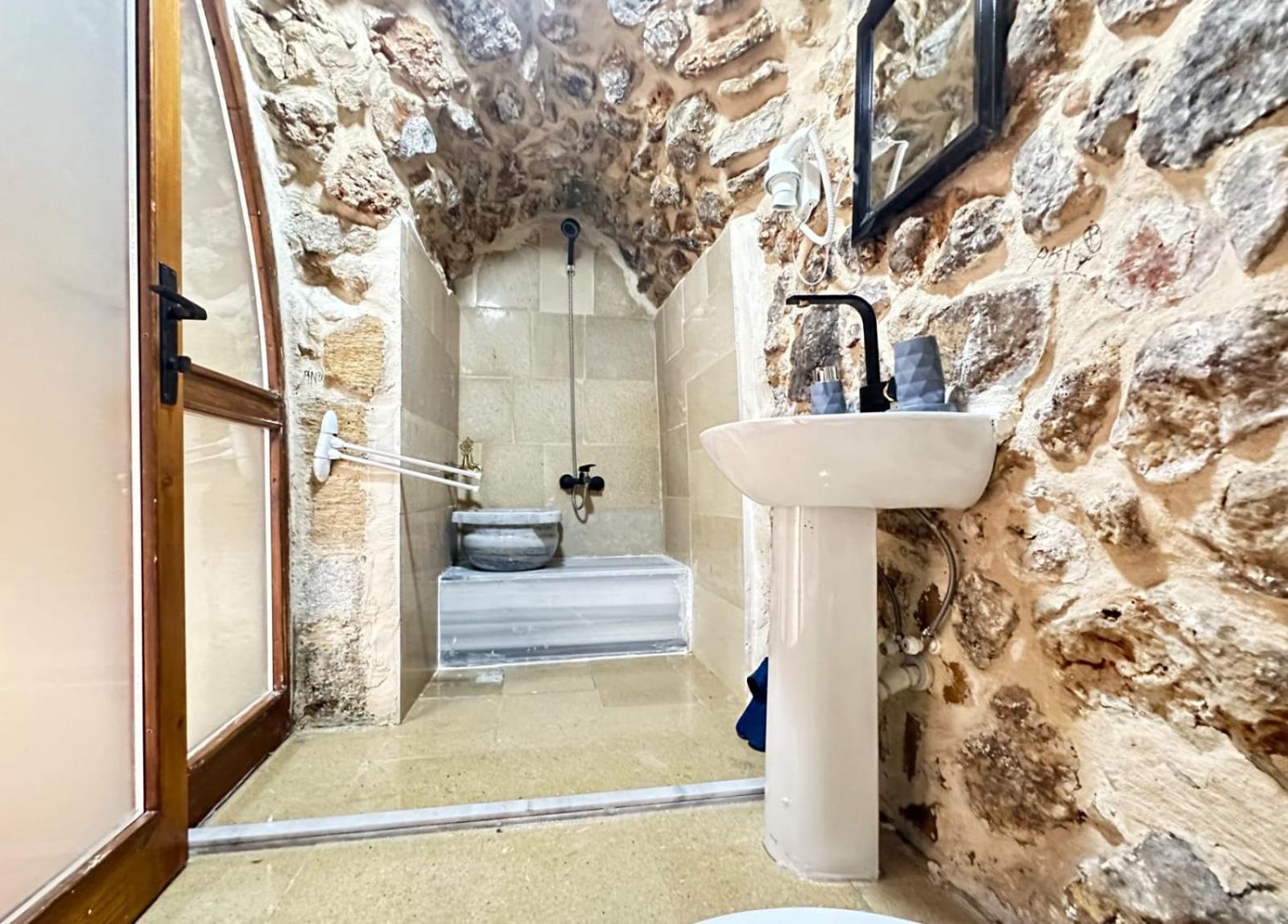 Arev Hotel Mardin Extérieur photo